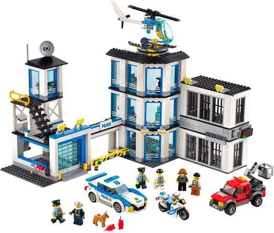 LEGO Politiebureau 60141 City LEGO CITY @ 2TTOYS LEGO €. 89.99