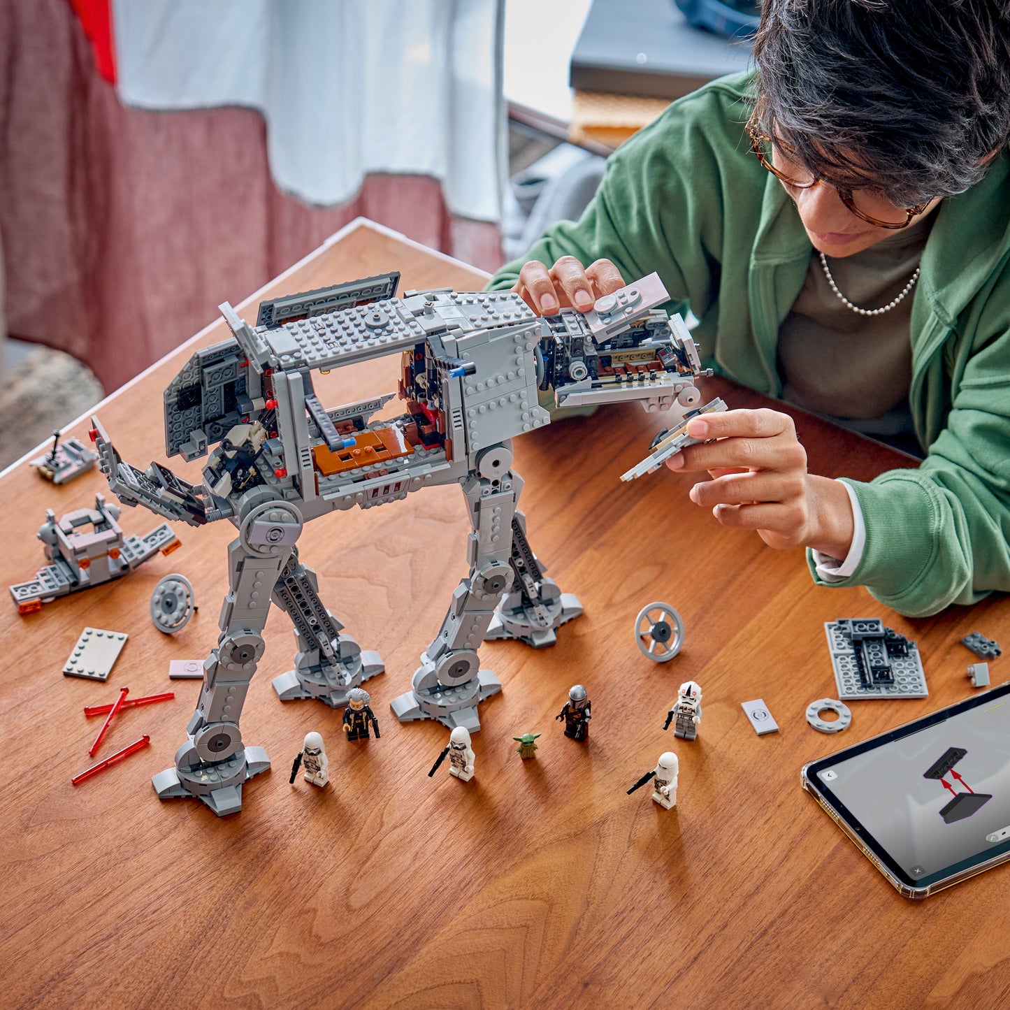 LEGO Star Wars 75454 Imperial Remnant AT-AT met INT-4 - Bouwpakket voor Kinderen met Voertuigen en 7 Personages Incl. de Mandalorian en Grogu - Cadeau voor Jongens, Meisjes en Fans vanaf 10 Jaar
