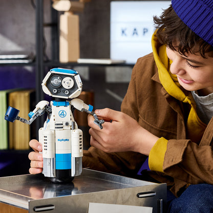 LEGO ǀ Marvel The Fantastic Four H.E.R.B.I.E.- Superhelden Bouwpakket voor Kinderen vanaf 10 Jaar - Kinderkamer Decoratie - Verstelbare Speelgoed Robot - Cadeau voor Jongens en Meisjes - 76339