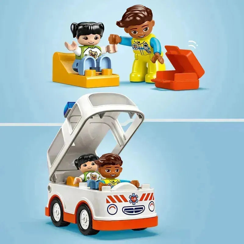 LEGO Ambulance Driver 10447 DUPLO