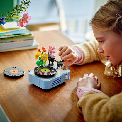 LEGO Record Player with Flowers 31172 Creator