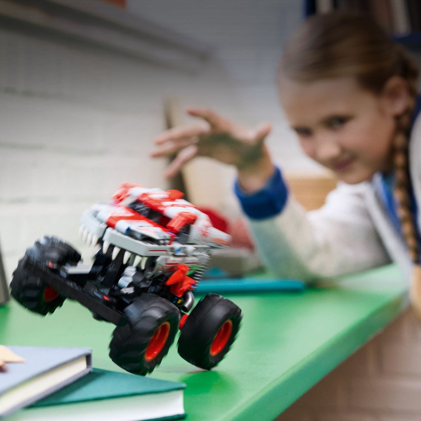 LEGO The Monster Jam ThunderROARus 42200 Technic