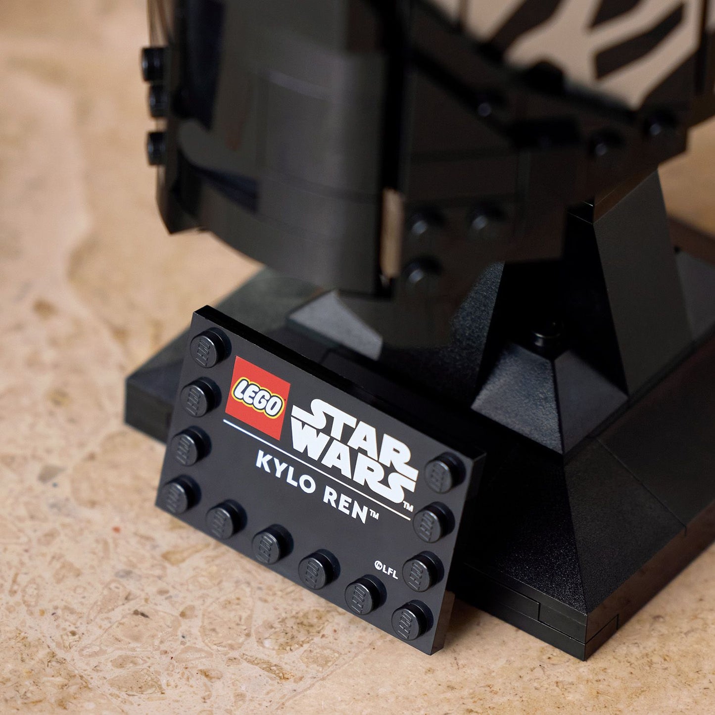 LEGO Kylo Ren Helmet 75415 StarWars