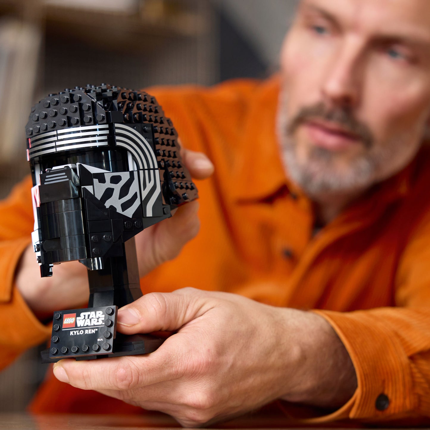 LEGO Kylo Ren Helmet 75415 StarWars