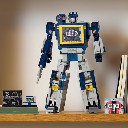 LEGO Transformers: Soundwave 10358 Icons (Pre-Order: 1 oktober)