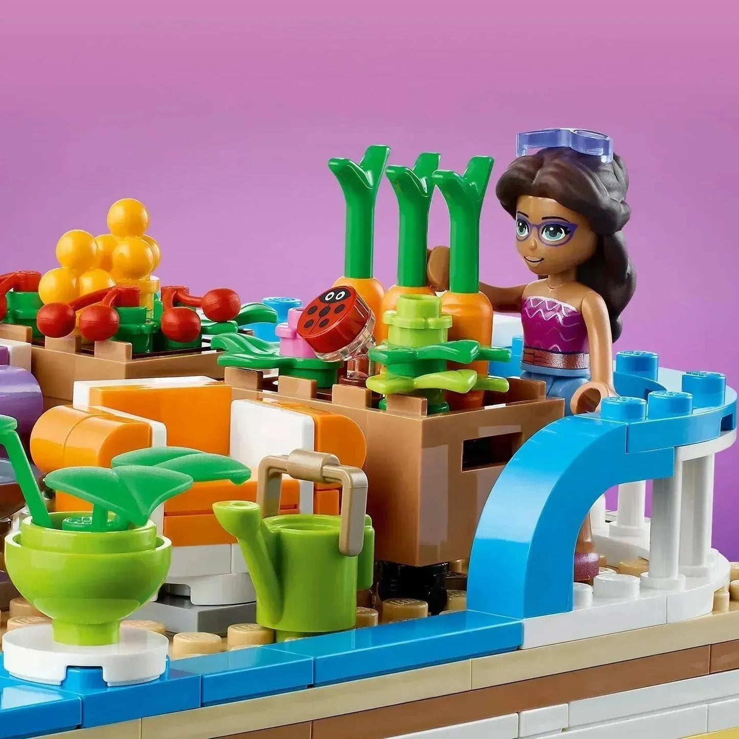LEGO Houseboat on the canal 41702 Friends