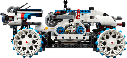 LEGO Lunar Outpost Moon Rover Space Vehicle 42211 Technic