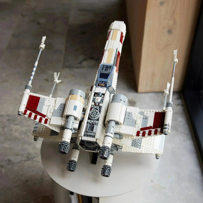LEGO Der X-Wing Fighter von Luke Skywalker 75355 Star Wars
