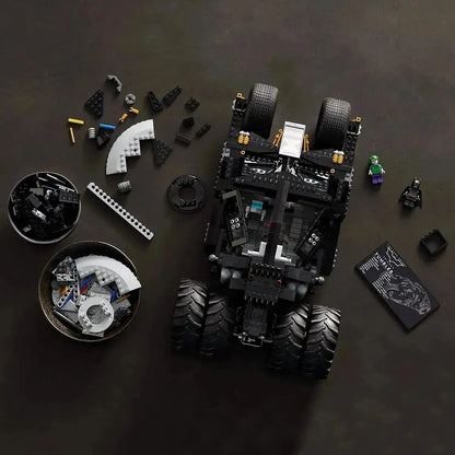 LEGO Batmobile Tumbler van Batman 76240 Batman