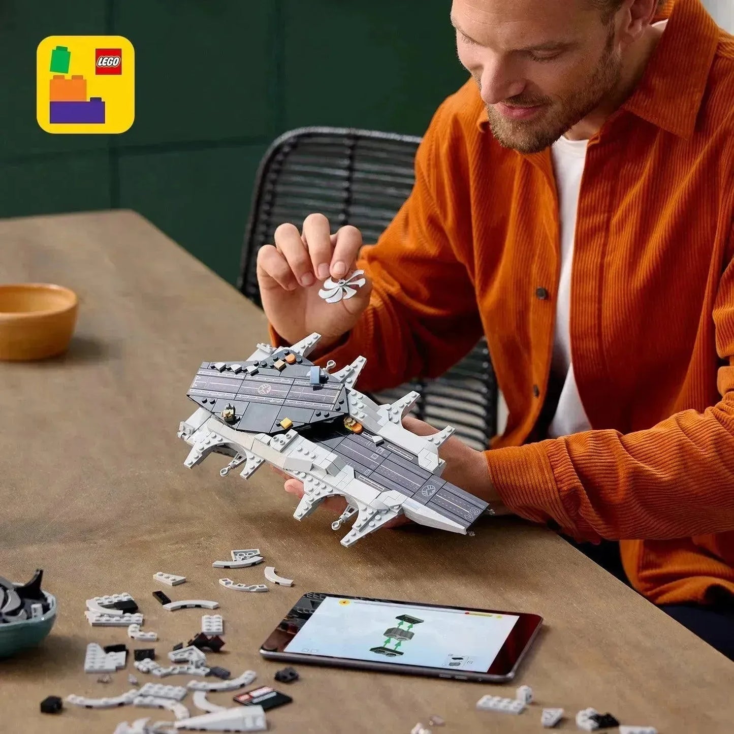 LEGO De Avengers Helicarrier 76295 Superheroes