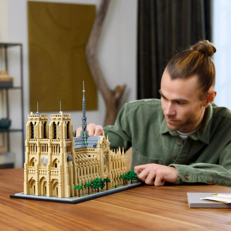 LEGO 21061 Notre Dame Kathedraal met verlichting 💡 @ 2TTOYS | Official LEGO shop😊🥰 2TTOYS | Official LEGO shop😊🥰 €. 259.98