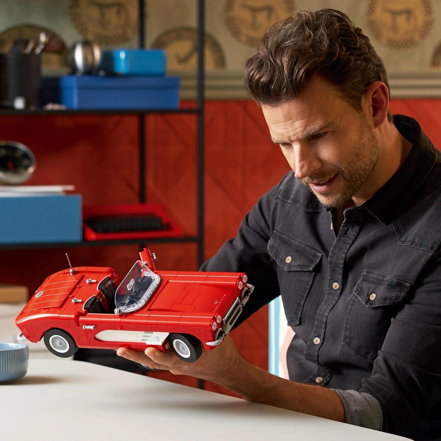 LEGO Classic Corvette 10321 Icons LEGO ICONS @ 2TTOYS | Official LEGO shop😊🥰 LEGO €. 149.99
